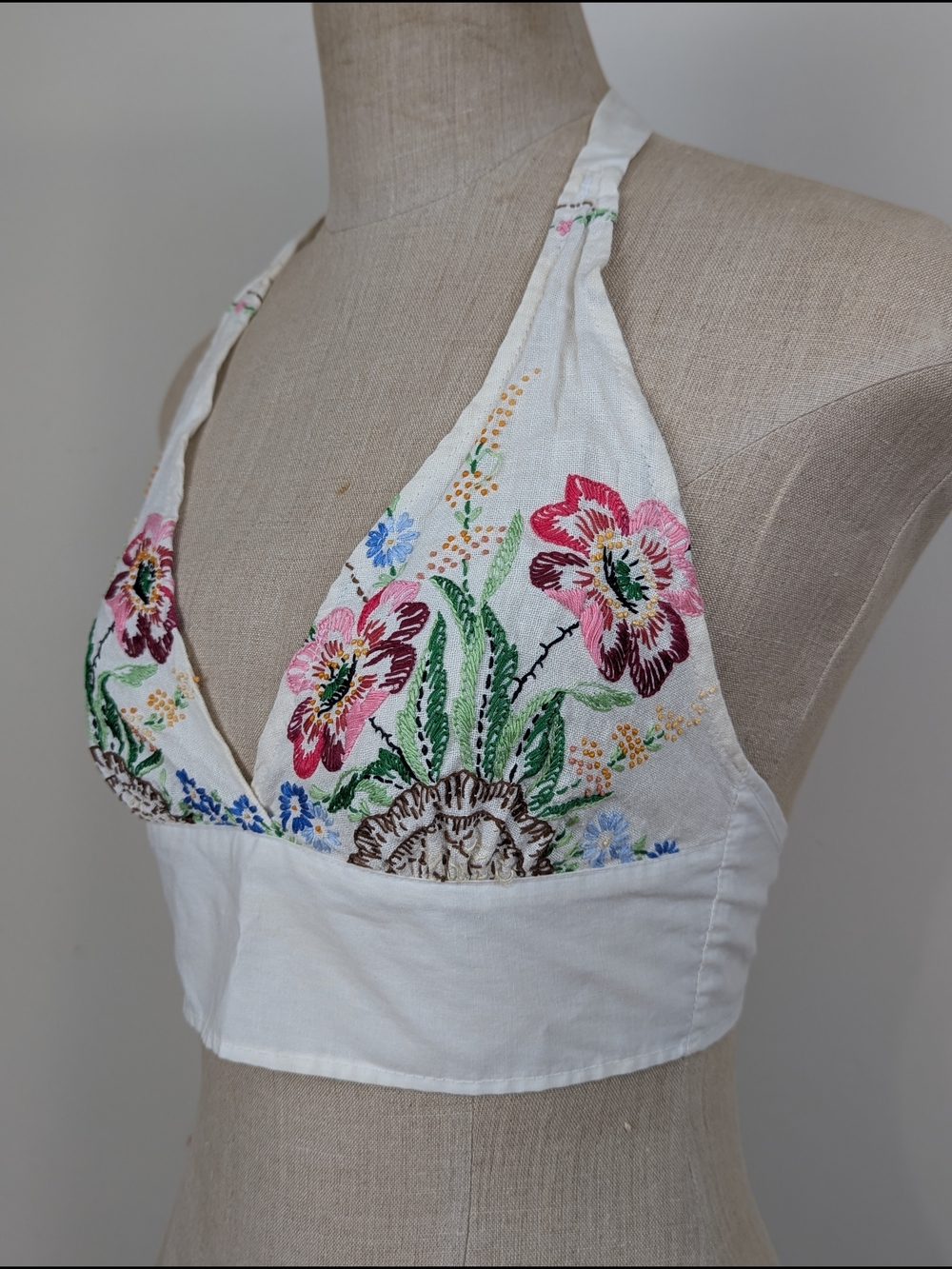 Vintage Embroidered Floral Halter Crop Top Cotton